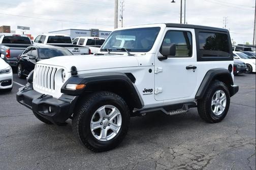 Bright White Clearcoat 2022 Jeep Wrangler Unlimited Sport