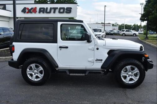 Bright White Clearcoat 2022 Jeep Wrangler Unlimited Sport