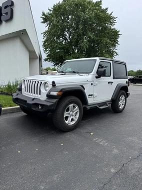 Bright White Clearcoat 2022 Jeep Wrangler Unlimited Sport