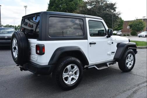 Bright White Clearcoat 2022 Jeep Wrangler Unlimited Sport