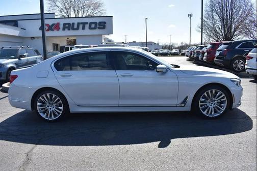 2016 BMW 750 i xDrive