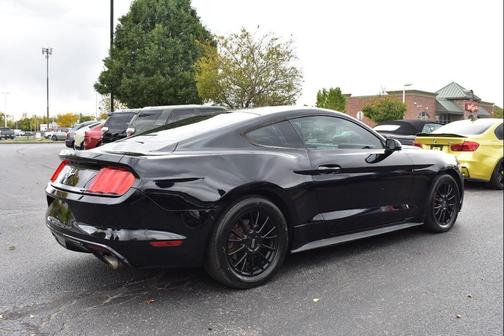 2017 Ford Mustang V6