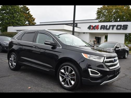 Tuxedo Black Metallic 2015 Ford Edge Titanium