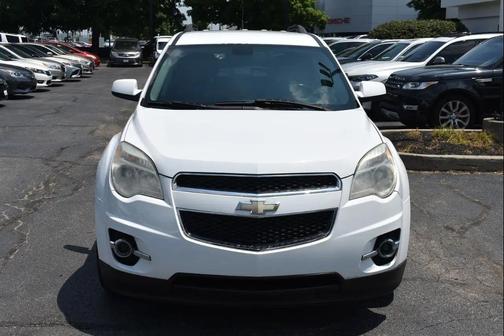 Summit White 2010 Chevrolet Equinox LT