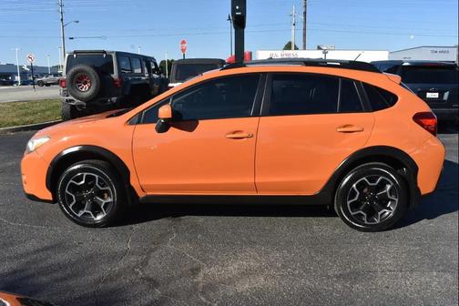Tangerine Orange Pearl 2014 Subaru XV Crosstrek 2.0i Limited