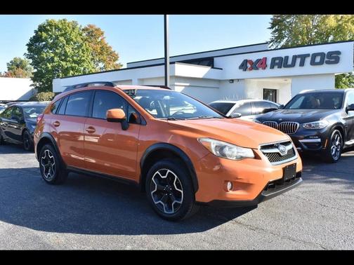 Tangerine Orange Pearl 2014 Subaru XV Crosstrek 2.0i Limited