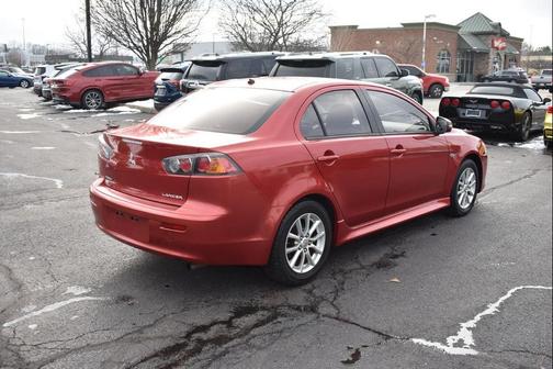 2016 Mitsubishi Lancer ES