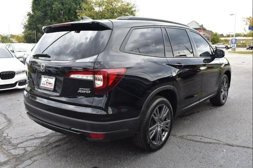 Crystal Black Pearl 2022 Honda Pilot AWD Sport