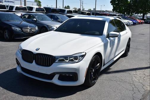 WHITE 2016 BMW 750 i xDrive