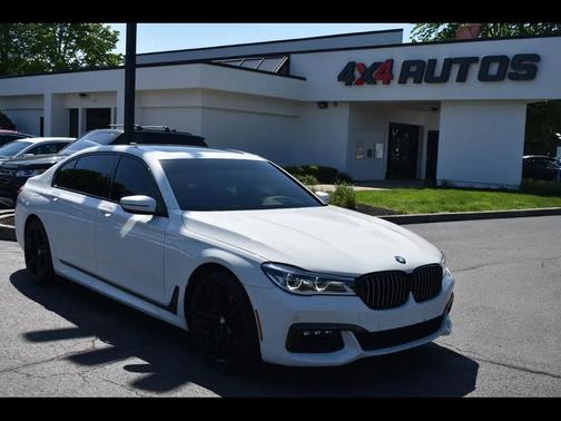 WHITE 2016 BMW 750 i xDrive