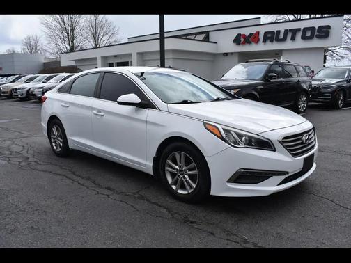 Quartz White Pearl 2015 Hyundai SONATA SE