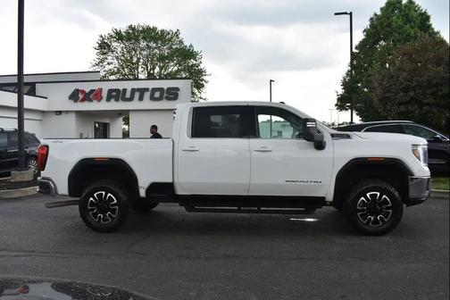 Summit White 2023 GMC Sierra 3500 SLE