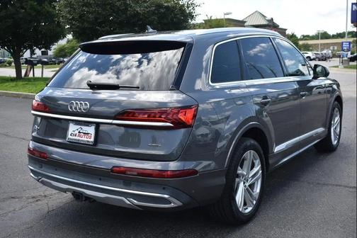 Samurai Gray Metallic 2020 Audi Q7 55 Premium Plus