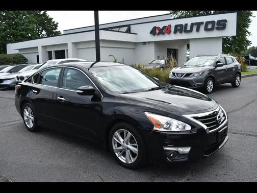 Super Black 2015 Nissan Altima 2.5 SL