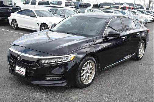 Crystal Black Pearl 2018 Honda Accord Touring