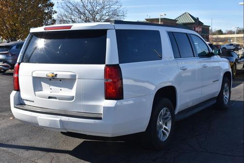 2018 Chevrolet Suburban LT