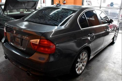 2007 BMW 335 335i