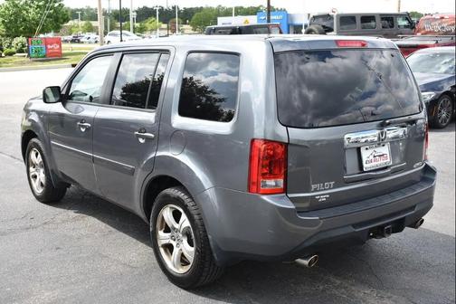 Polished Metal Metallic 2013 Honda Pilot EX