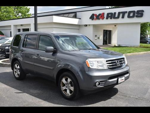 Polished Metal Metallic 2013 Honda Pilot EX