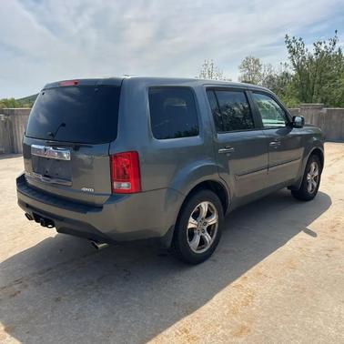 Polished Metal Metallic 2013 Honda Pilot EX