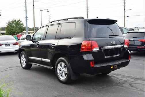 2013 Toyota Land Cruiser Base