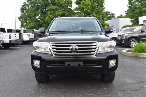 2013 Toyota Land Cruiser Base