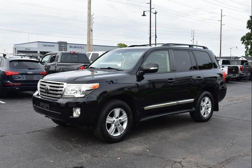 2013 Toyota Land Cruiser Base