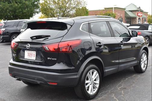 2017 Nissan Rogue Sport SV