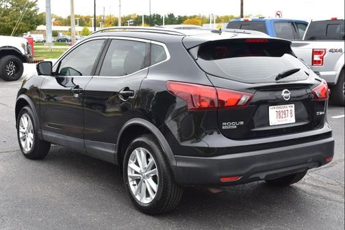 2017 Nissan Rogue Sport SV