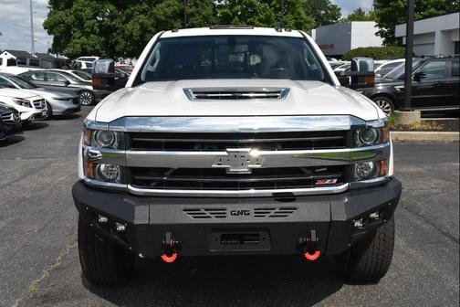 WHITE 2019 Chevrolet Silverado 2500 LTZ