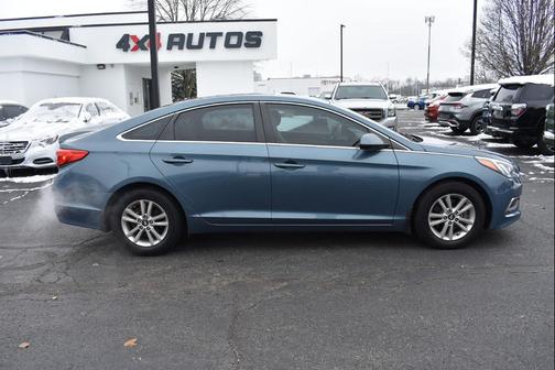 2016 Hyundai SONATA SE