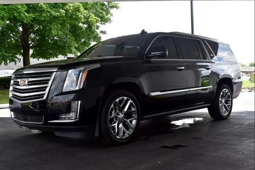 2017 Cadillac Escalade ESV Platinum