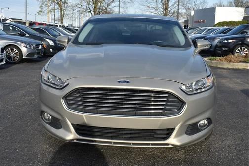 Gold 2016 Ford Fusion SE
