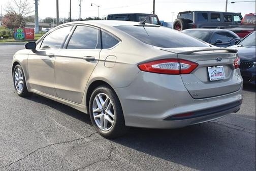 Gold 2016 Ford Fusion SE