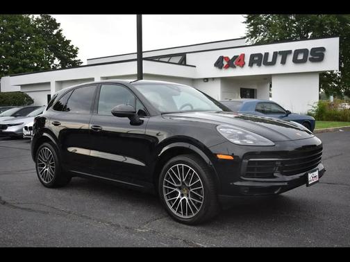 Black 2020 Porsche Cayenne Cayenne
