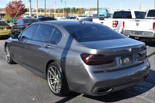 2016 BMW 750 i xDrive