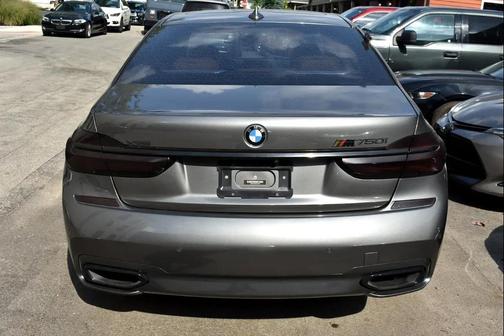 2016 BMW 750 i xDrive