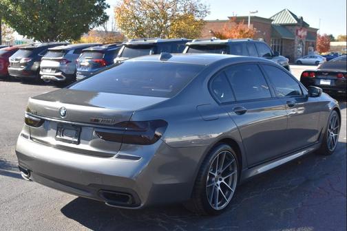 2016 BMW 750 i xDrive