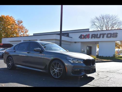 2016 BMW 750 i xDrive