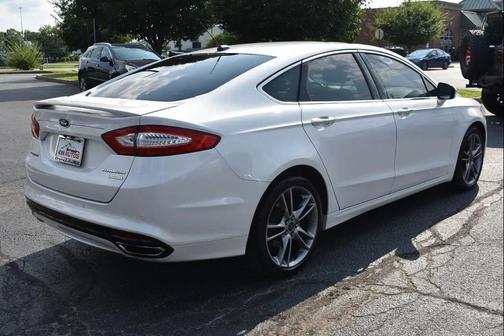 WHITE 2016 Ford Fusion Titanium