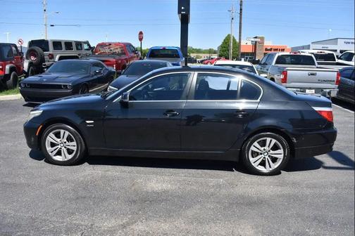 Black 2010 BMW 528 xDrive
