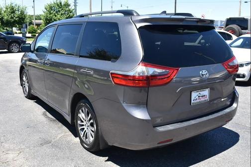 Predawn Gray Mica 2020 Toyota Sienna XLE