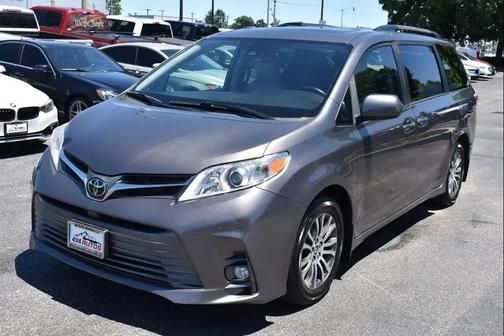 Predawn Gray Mica 2020 Toyota Sienna XLE