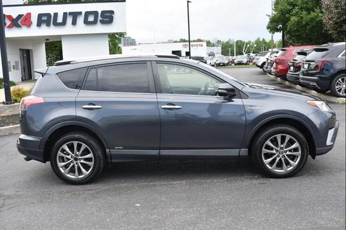 Magnetic Gray Metallic 2016 Toyota RAV4 Hybrid Limited
