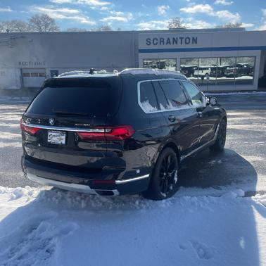 2022 BMW X7 xDrive40i