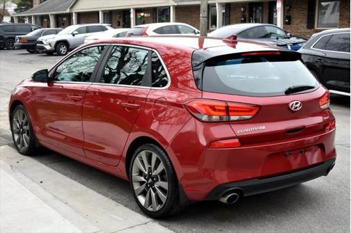 2018 Hyundai Elantra GT Sport