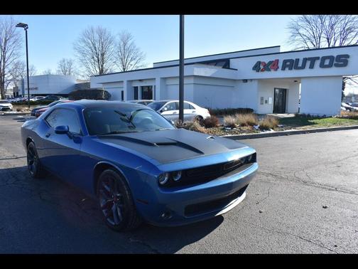 2020 Dodge Challenger SXT