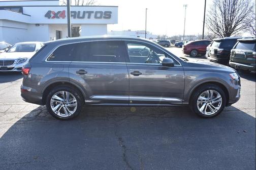 2021 Audi Q7 55 Premium Plus