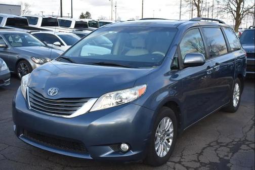 2014 Toyota Sienna XLE
