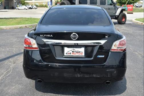 Super Black 2014 Nissan Altima 2.5 S